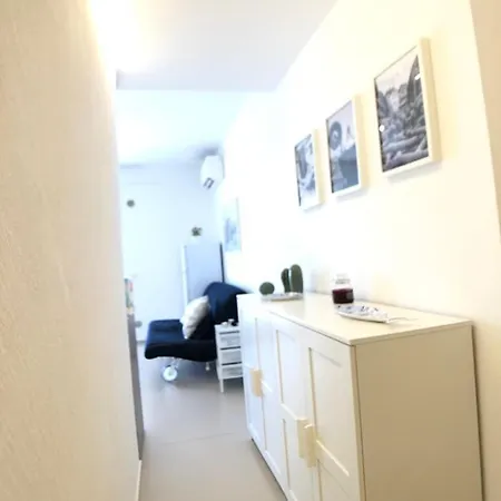 Vista Mare Con Parcheggio Privato Apartment