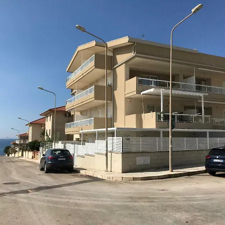 Apartment Vista Mare Con Parcheggio Privato Marina di Ragusa