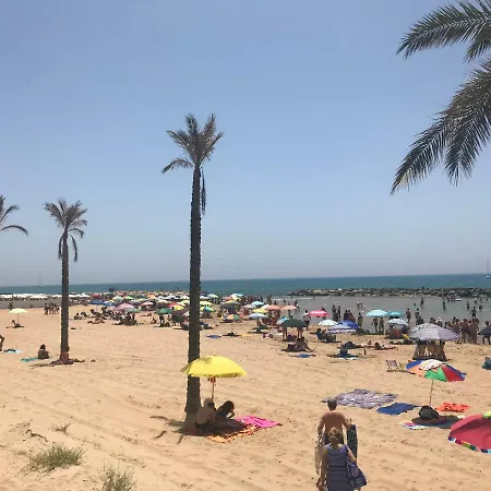アパート Vista Mare Con Parcheggio Privato マリーナ・ディ・ラグーザ