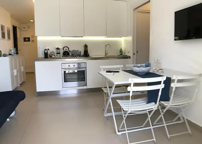 Vista Mare Con Parcheggio Privato
